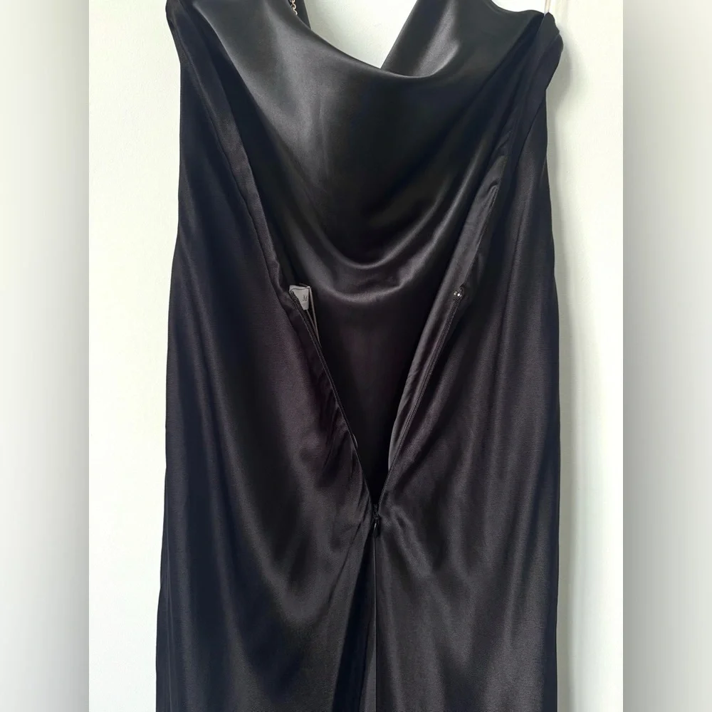 Meshki Black Maxi Dress - Picture 13 of 16